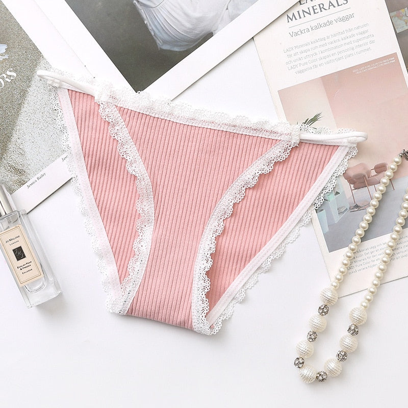 Tanga motif dentelle sans couture-Velonjara-Secret