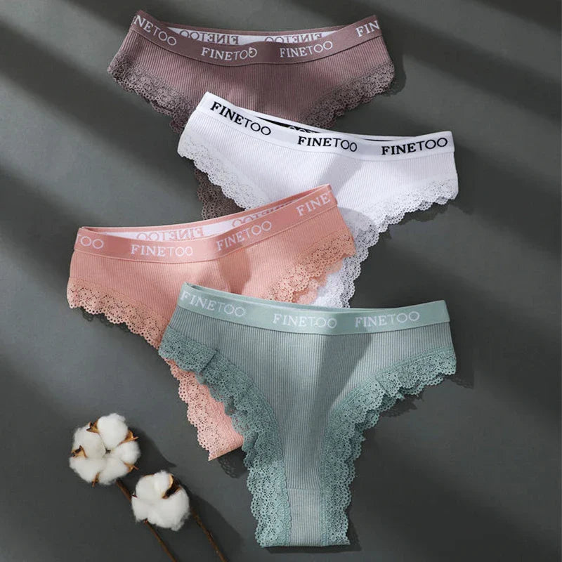 Culotte grande taille avec motifs en dentelle