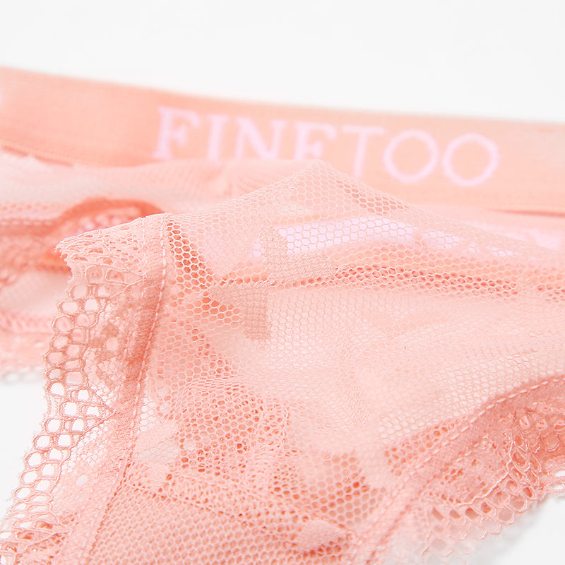 String dentelle